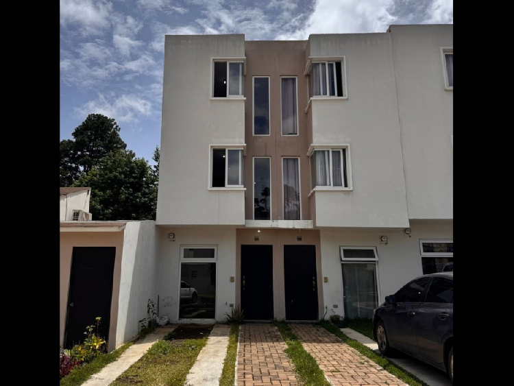 Casa en Venta en Santiago, Sacatepéquez