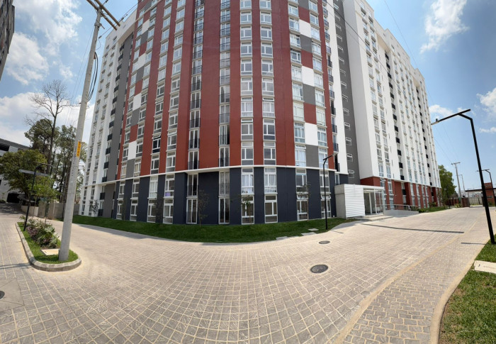 Apartamento en alquiler Cumbres del Pedregal zona 6 - Image 2
