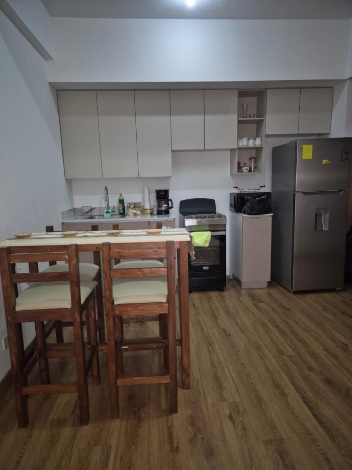 Rento Apartamento Nuevo Amueblado y Equipado en zona 2 - Miniatura 12