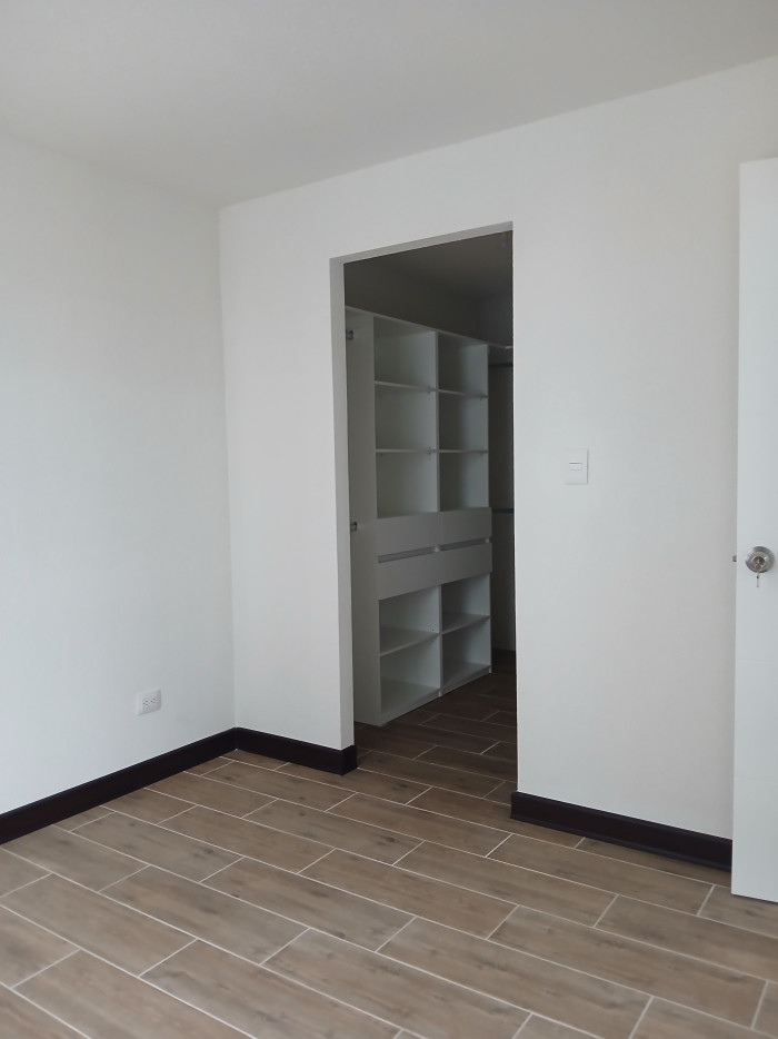 Apartamento en alquiler Alaia, Villa Nueva - Miniatura 8