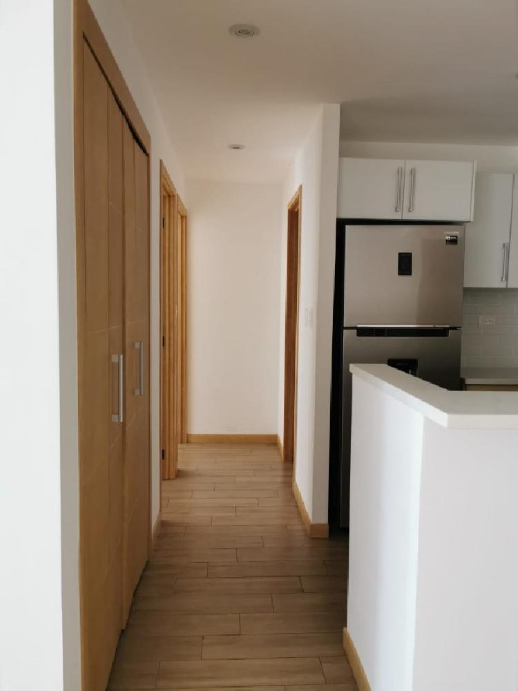 Apartamento en renta zona 10 / City Haus - Image 3