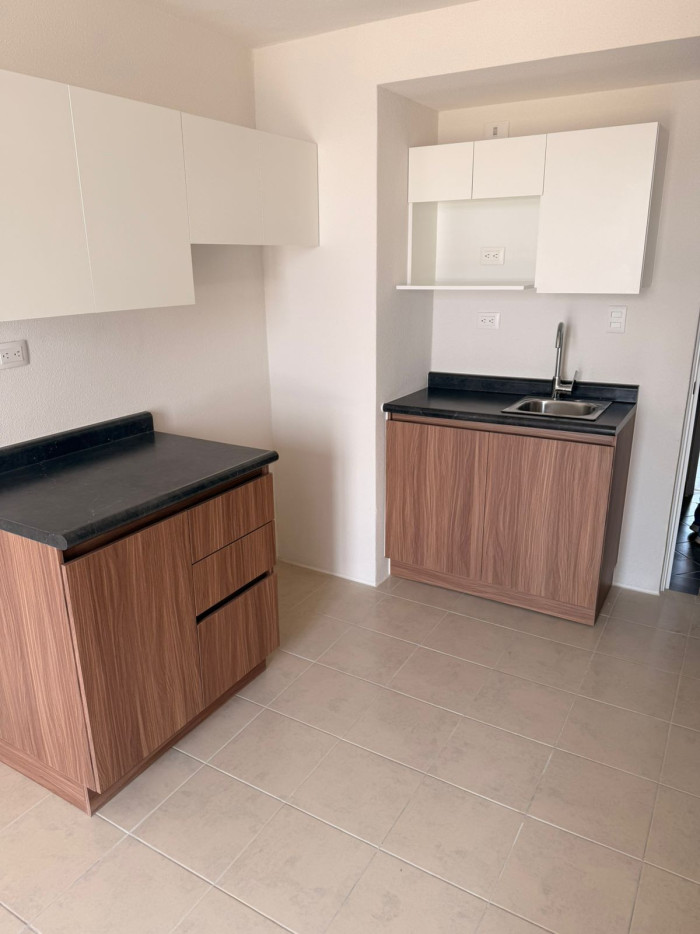 Apartamento en alquiler Cumbres del Pedregal zona 6 - Image 3