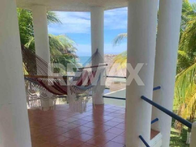 CASA FRENTE AL MAR EN VENTA - Miniatura 10